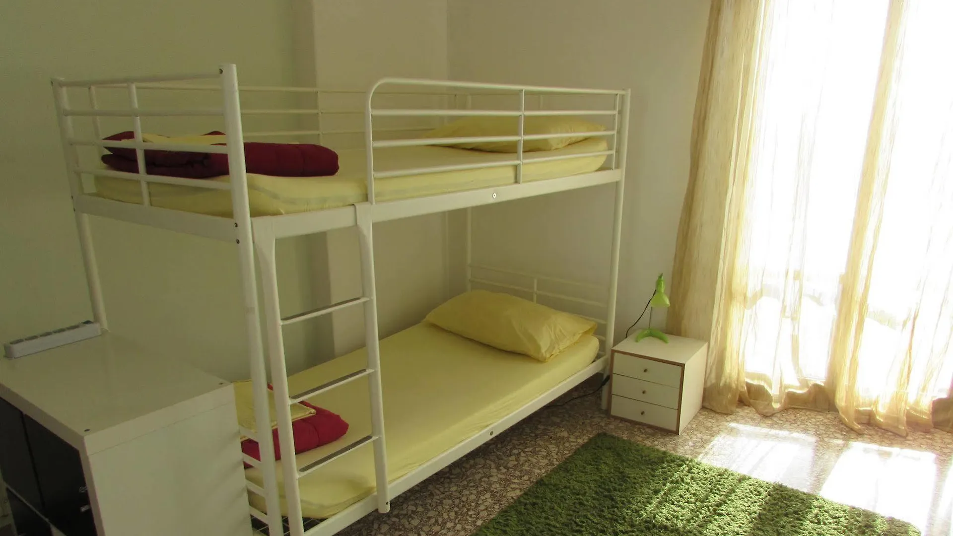 Hostel Thousand Sunny Rom Italien